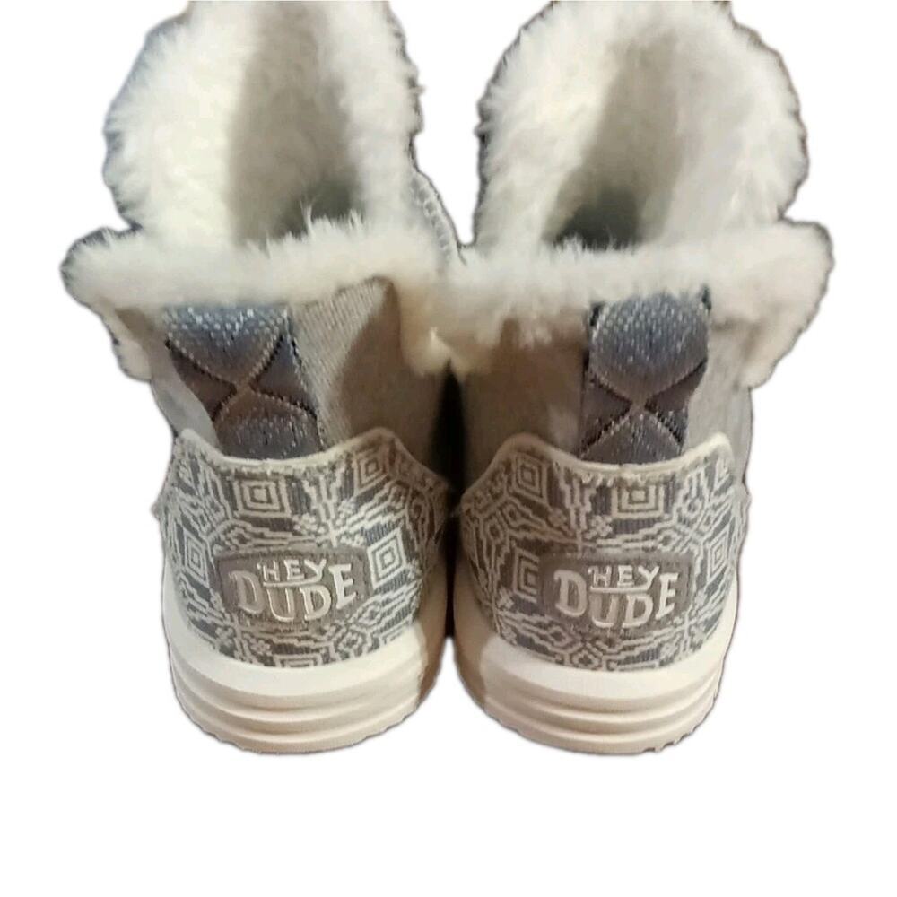 Hey Dude Womens Sz 11 Grey Camden Brushed Cozy Boots Faux Fur Lined Slip On - Picture 3 of 6
